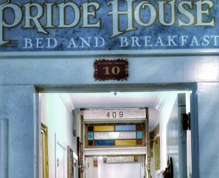 Wraith Chasers-Room 10 - The Pride House Single Queen